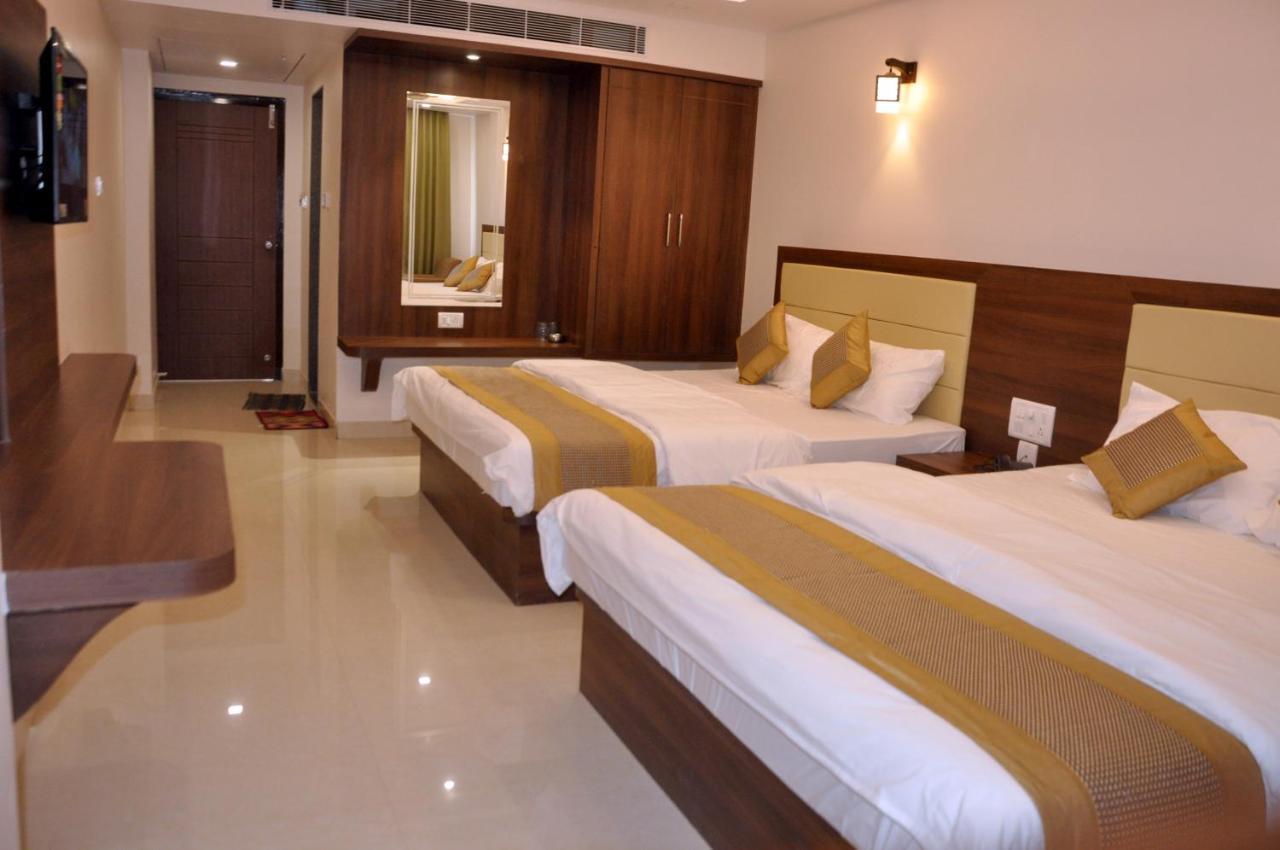 Hotel Ambika International Byndoor Bainduru Ngoại thất bức ảnh