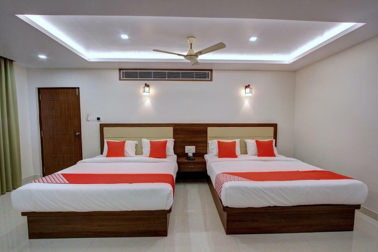 Hotel Ambika International Byndoor Bainduru Ngoại thất bức ảnh