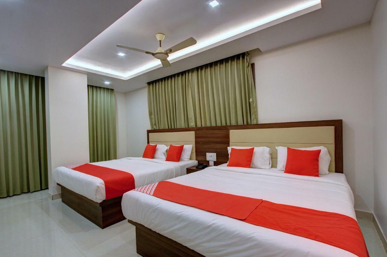 Hotel Ambika International Byndoor Bainduru Ngoại thất bức ảnh