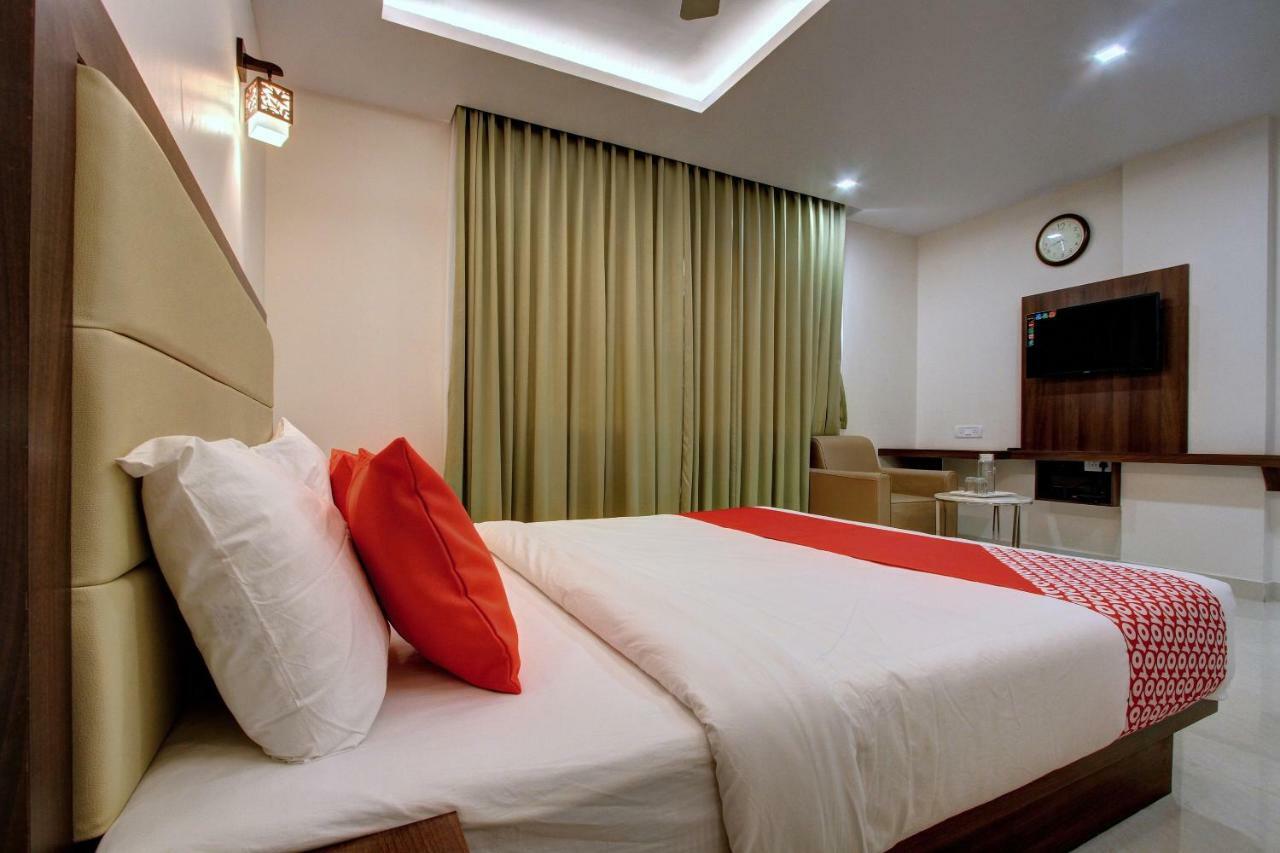 Hotel Ambika International Byndoor Bainduru Ngoại thất bức ảnh