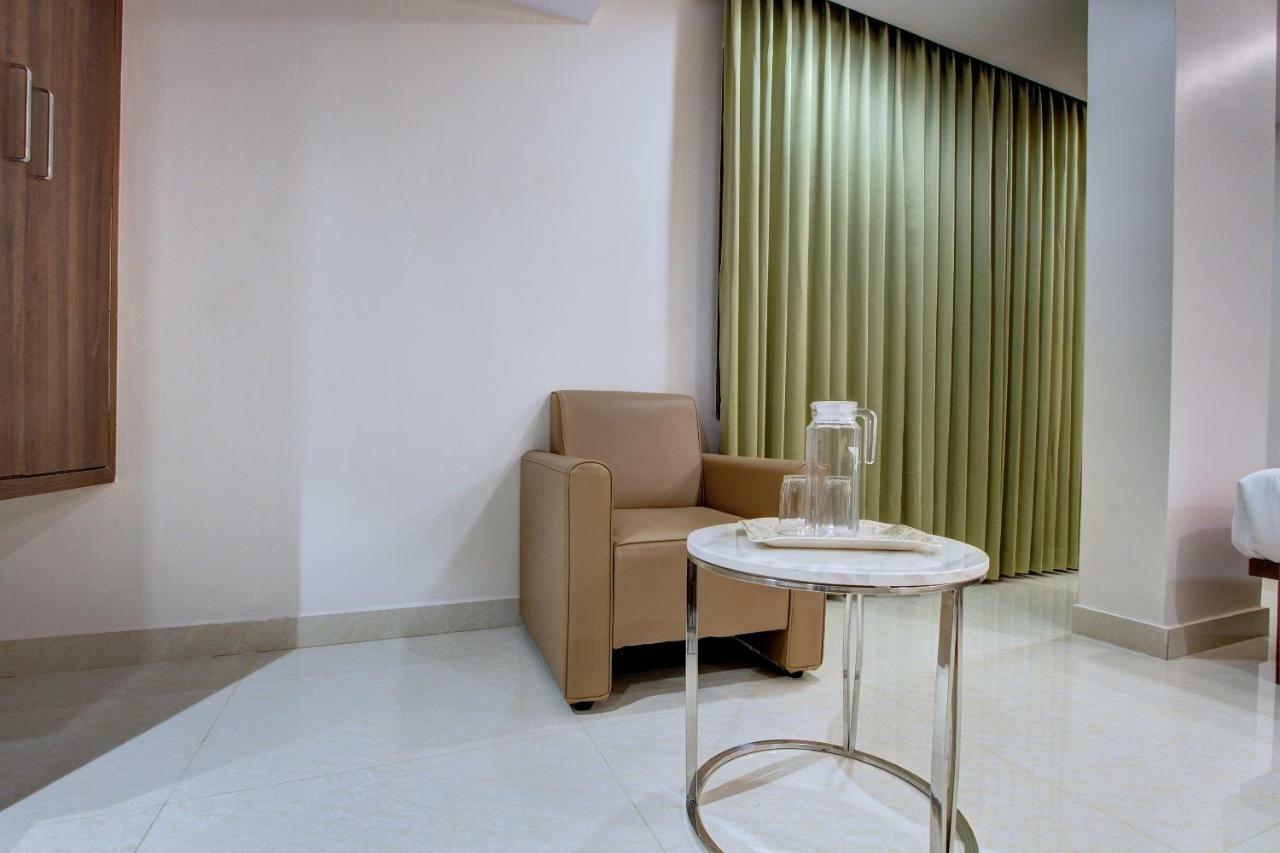 Hotel Ambika International Byndoor Bainduru Ngoại thất bức ảnh