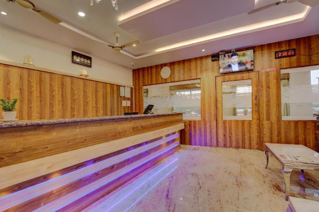 Hotel Ambika International Byndoor Bainduru Ngoại thất bức ảnh